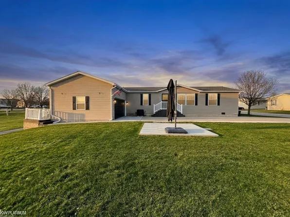 37130 Stone Way, New Haven, MI 48048