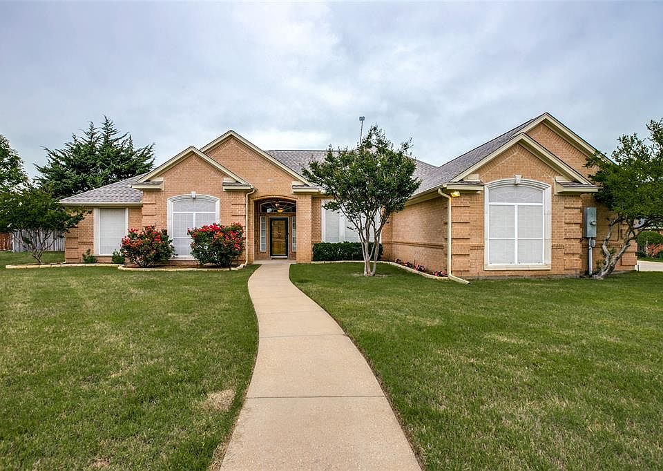 1st image of 8651 Turnberry Ln