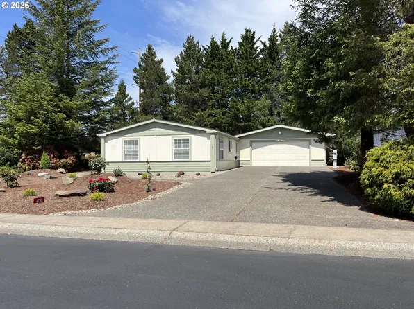 143 42nd Way, Florence, OR 97439