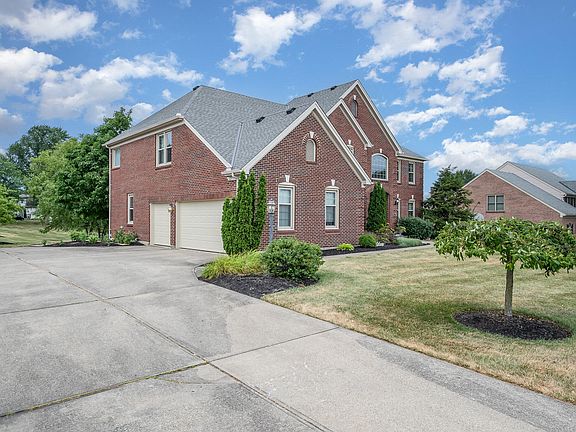 3rd image of 955 Appleblossom Dr