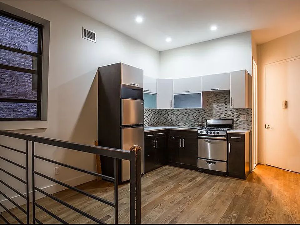 1st image of 30 Claver Pl APT 1R