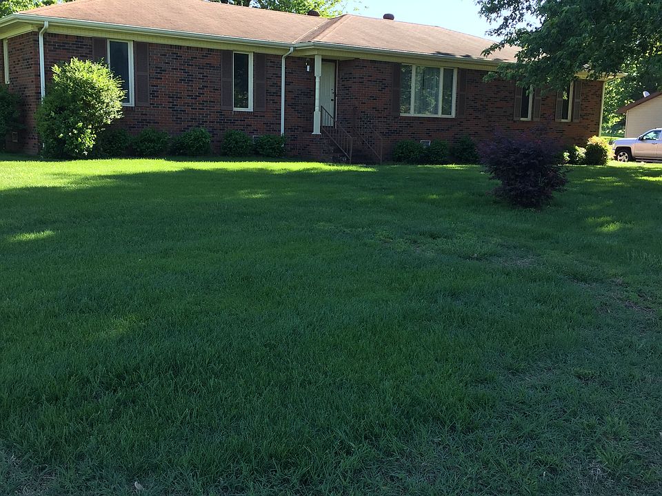1st image of 101 Country Club Ln