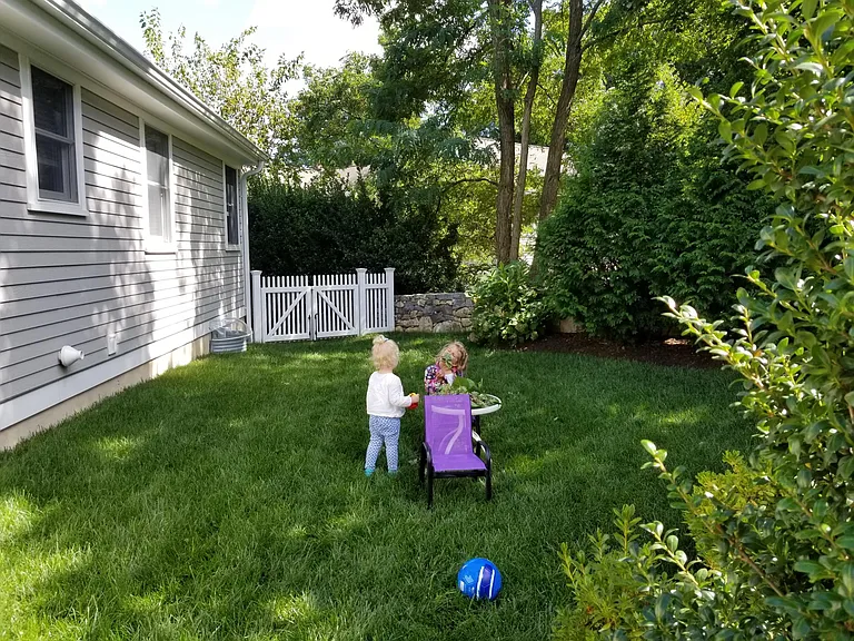 91 Maple St — Photo 4