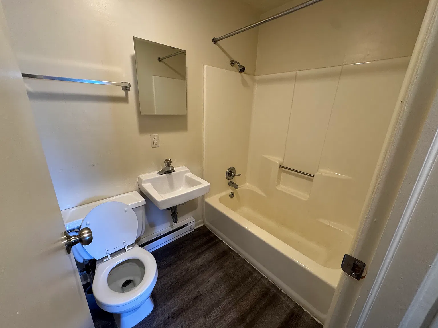 1 bed, 505 sqft, $700 — Photo 4