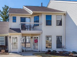 58 Fromm Ct, Mahwah, NJ 07430