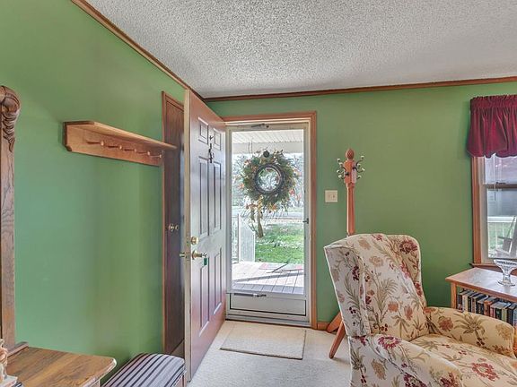2nd image of 50 Lesueur St