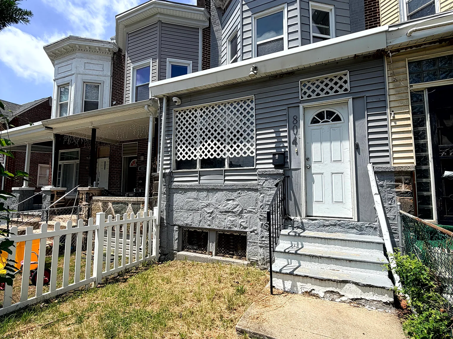 804 Whitmore — Photo 1