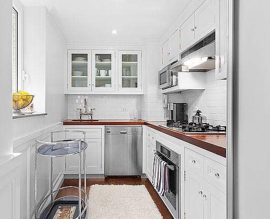 4th image of 71 E 77th St APT 4A
