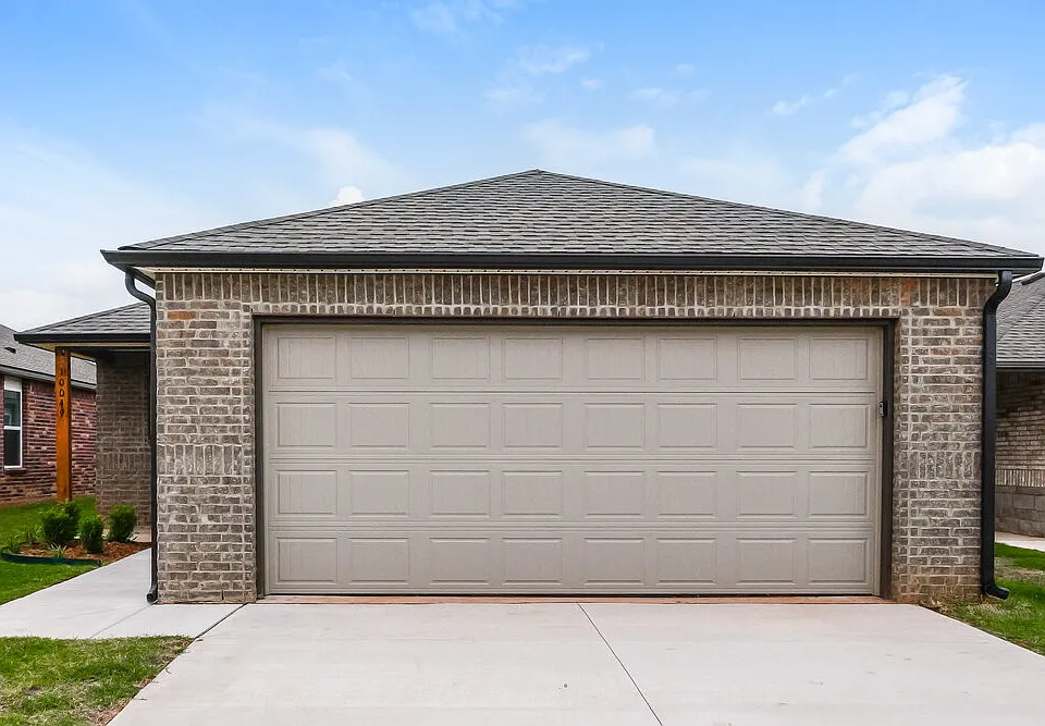 10049 Appaloosa Ln