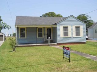 4838 Garfield Ave, Groves, TX 77619