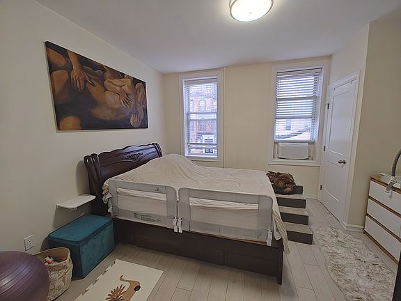3rd image of 3450 42nd St APT 2R