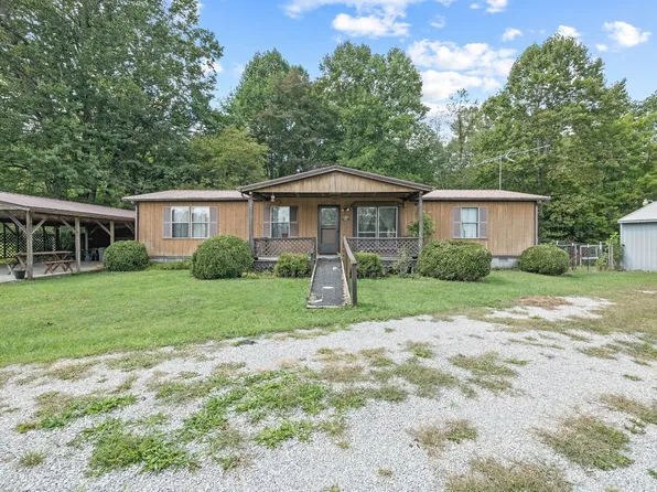 1345 Midway Rd, Crossville, TN 38572