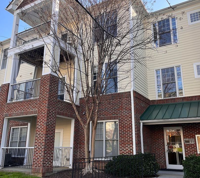 1st image of 901 Canenaugh Dr APT 204