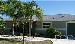 1st image of 4427 SW 1st Ave