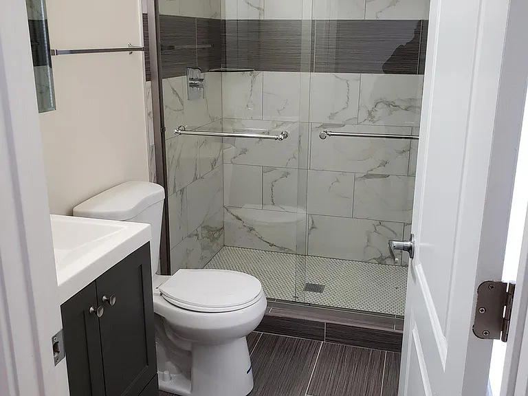 2505 W Granville Ave #1W — Photo 12