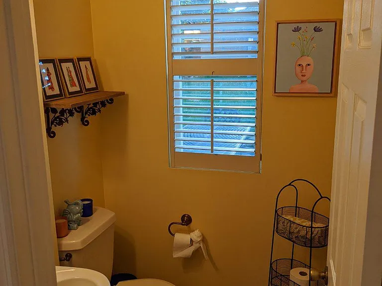 1034 Highland St — Photo 13