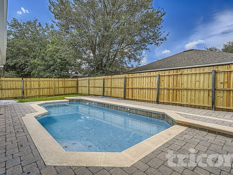 5555 Burlwood Dr — Photo 20