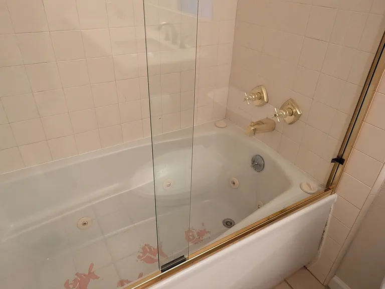 2nd bathroom