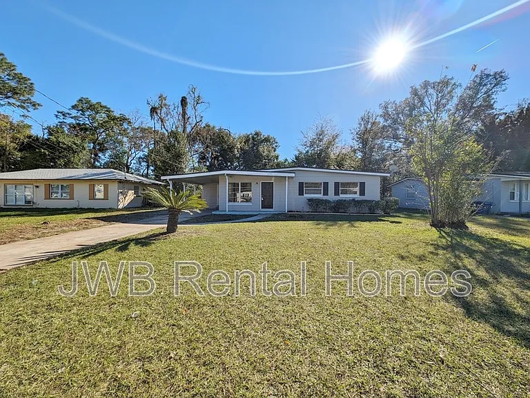 2462 Quail Ave — Photo 2