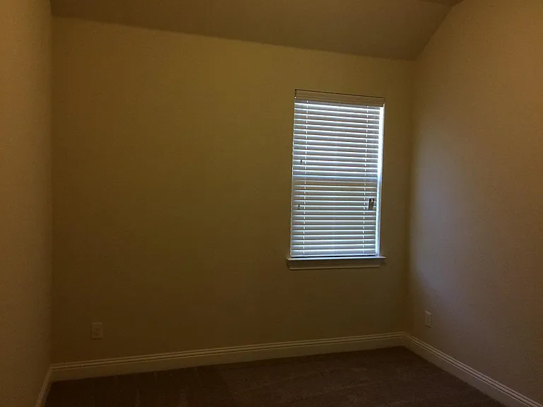 5820 Fremont Dr — Photo 6