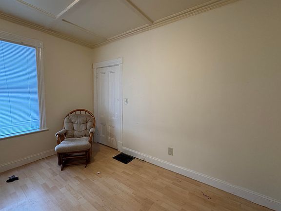 5th image of 9 High Street