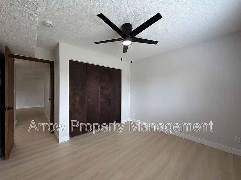 2323 T St #3 — Photo 9