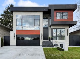 1609 Ogden Ave, Mississauga, ON L5E2J2