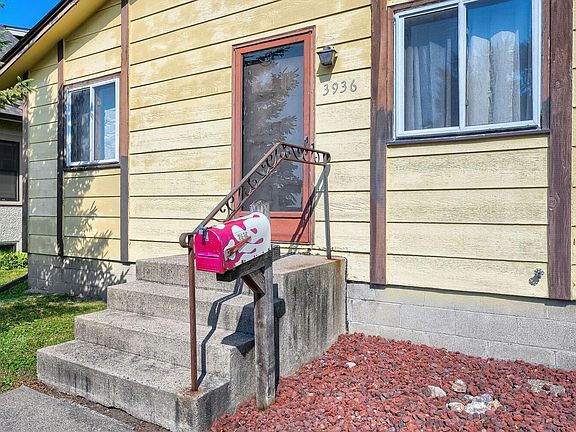 3rd image of 3936 Tyler St NE