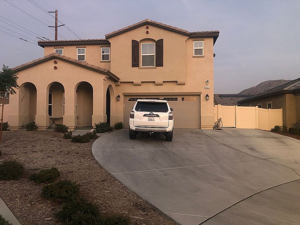 1st image of 14276 Begonia Ln