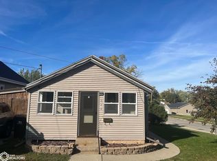 329 E Jefferson St, Osceola, IA 50213