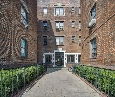 Rented by MNS | media 30