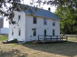 1434 N Scout Camp Rd, Stockton, IL 61085