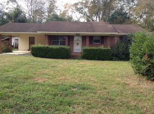737 Davis St, Blackshear, GA 31516