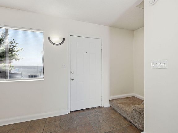 3rd image of 710 Legion Dr Unit H2