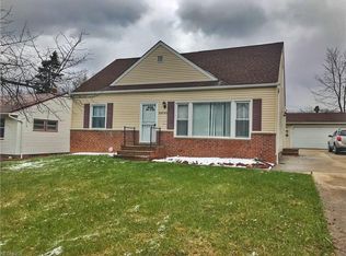 24085 Timberlane Rd, Warrensville Heights, OH 44128