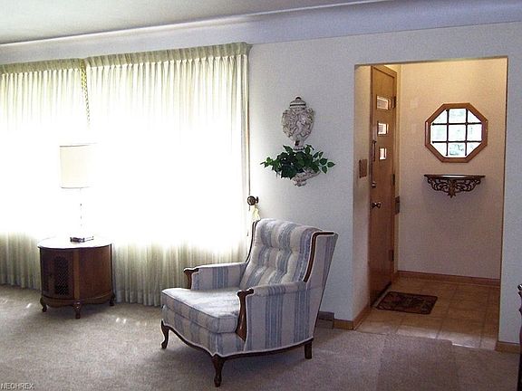 5th image of 6655 Ronjoy Pl