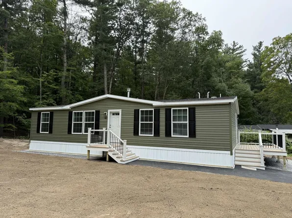 19 Bangor Street, Nashua, NH 03063