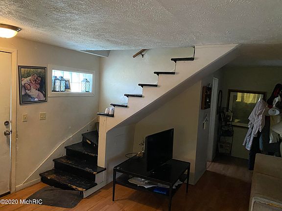 5th image of 5600 Jefferson Ave SE