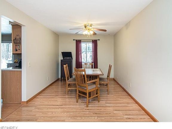 5th image of 16064 Walnut Creek Dr