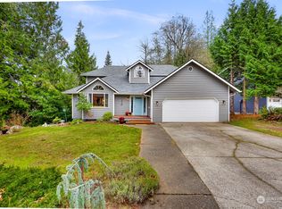 1094 Cedar Hills Ave, Bellingham, WA 98229