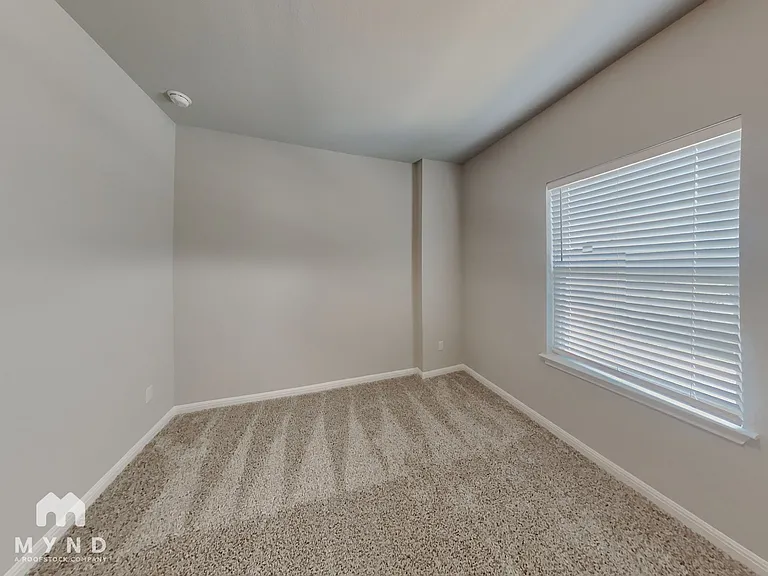 705 Hays Hill Dr — Photo 13