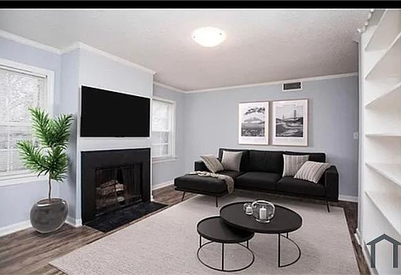 3rd image of 36 Le Parc Fontaine