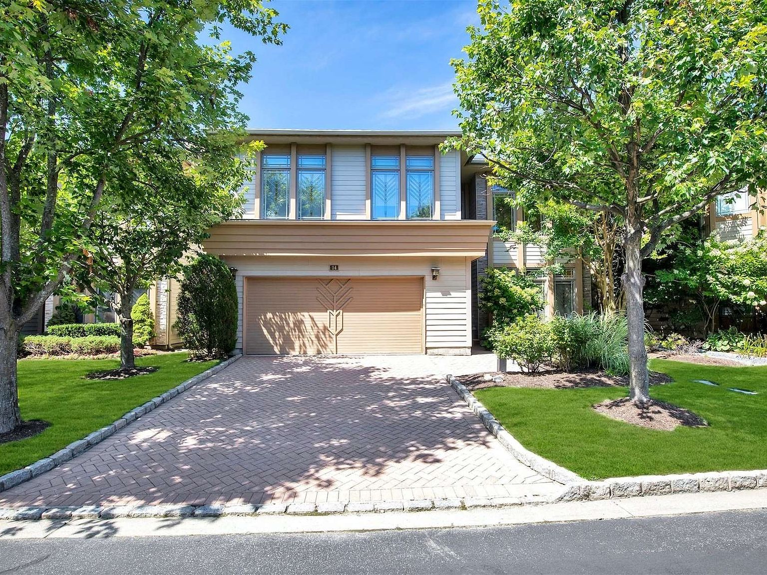 14 Holiday Pond Road, Jericho, NY 11753 Zillow