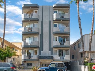 11743 Kiowa Ave APT 201, Los Angeles, CA 90049
