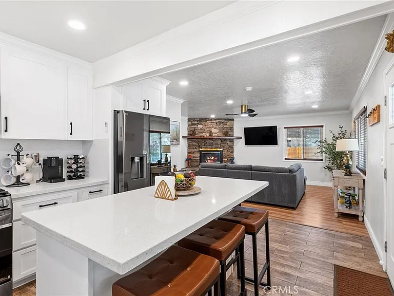 531 Santa Barbara Ave — Photo 8