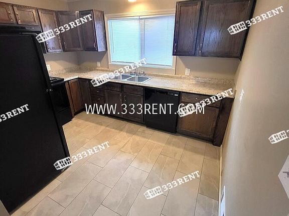 3rd image of 5720 Elm Ave