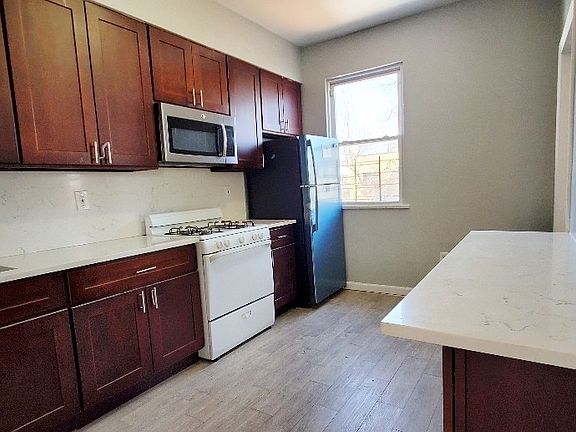 3rd image of 32-21 97th St #2EE