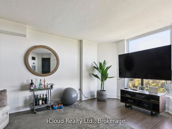238 Albion Rd #1108, Toronto, ON M9W 6A7