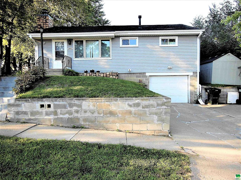 1st image of 2815 Laurel Ave
