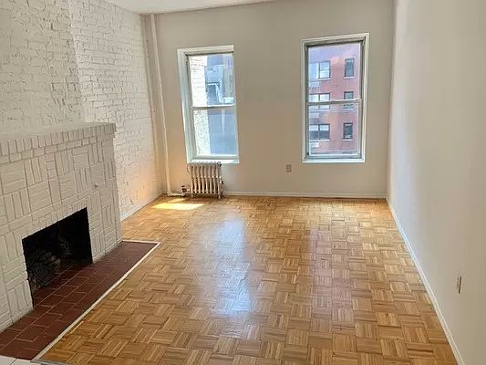 1st image of 138 E 34th St APT 4R